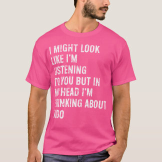私は柔道に見えるかも聞しれおもしろいない Tシャツ