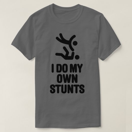 私は柔道柔道武術術を自分のスタントおもしろいを行う Tシャツ (デザイン正面)