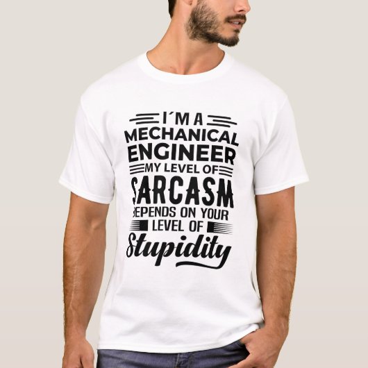 私は機械技師だ Tシャツ (正面)