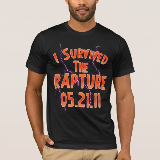 私は歓喜を生き延びました Tシャツ (正面)