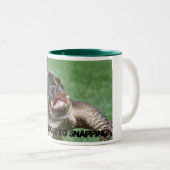 私は止まることへthiscloseです! ツートーンマグカップ (正面右)