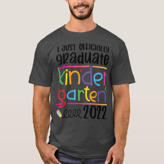 私は正式に幼稚園の子供を卒業した Tシャツ