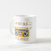 私は歳ではない私はクラシック コーヒーマグカップ (正面左)