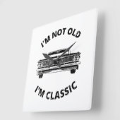 私は歳ではない私はクラシック スクエア壁時計 (傾斜)