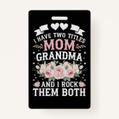 私は母と祖母の可愛い母の日の2つのタイトルを持っている バッジ (正面)