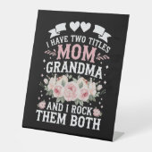 私は母と祖母の可愛い母の日の2つのタイトルを持っている 台座サイン (正面)