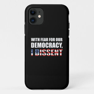 私は民主主義に対する恐怖を抱いて反対する iPhone 11 ケース