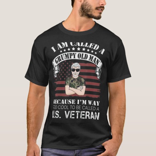私は気難しい老人と呼ばれているので、私は道に迷っている Tシャツ (正面)