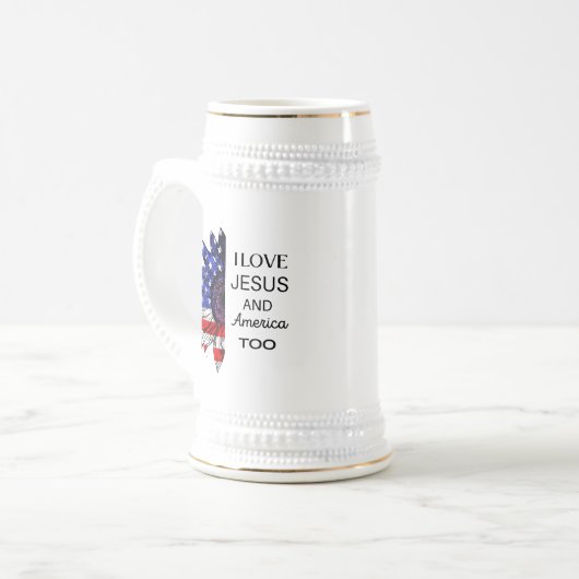 私は汗シャツでイエスとアメリカが大好き ビールジョッキ (正面左)