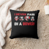 私は決してユーモアのユークルおもしろいカードGaを渡さない クッション (ブランケット)