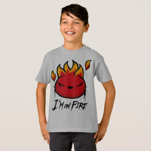 私は火にあります。 バスケットボールを愛する人のため Tシャツ