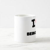 私は無駄であることを愛します コーヒーマグカップ (中央)