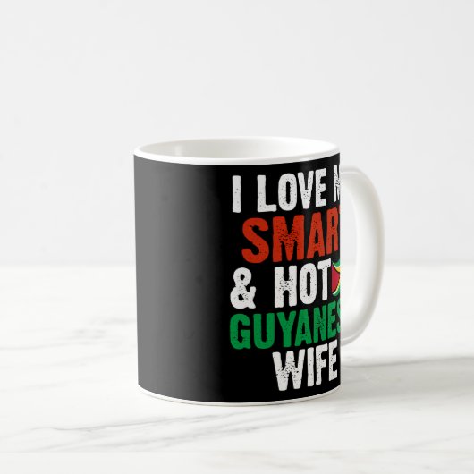 私は熱いガイアナ頭が切れるの夫が大好き コーヒーマグカップ (正面右)