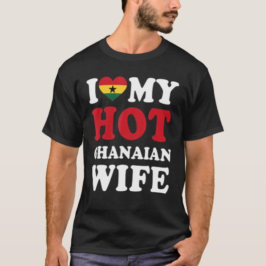私は熱いガーナ人の妻の夫を愛する Tシャツ (正面)