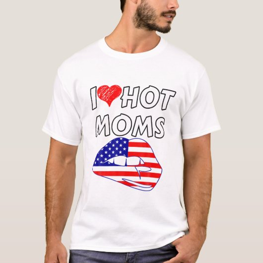 私は熱いママT赤いハートおもしろいラブママ Tシャツ (正面)