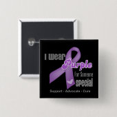 私は特別な人のために紫のリボンを衣服 缶バッジ (正面&裏面)