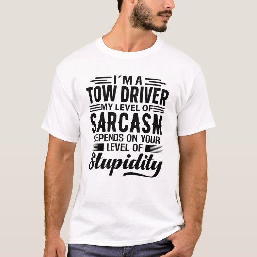 私は牽引運転手だ Tシャツ (正面)