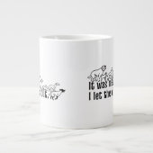 私は犬を外に出したおもしろい ジャンボコーヒーマグカップ (正面)