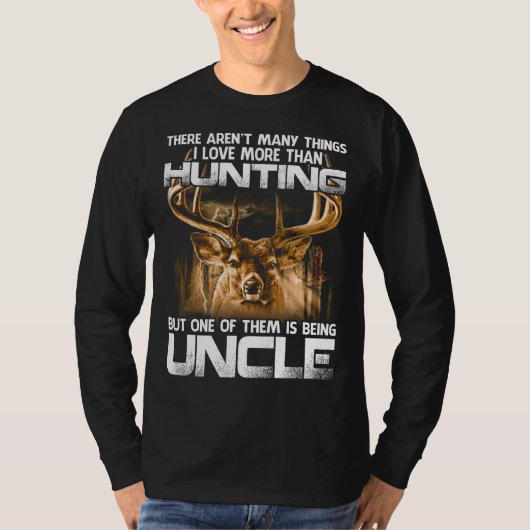 私は狩り以上に好きなものは少ない Tシャツ (正面)