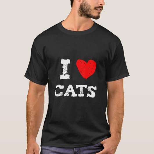 私は猫が好きで、猫の母や赤いハートにぴったりな Tシャツ (正面)
