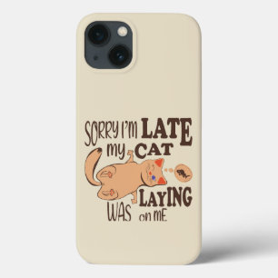 私は猫が私を狙っているのが遅くなってごめんなさい iPhone 13ケース
