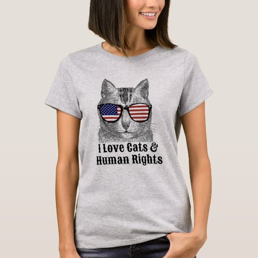 私は猫と人権が大好きだ Tシャツ (正面)