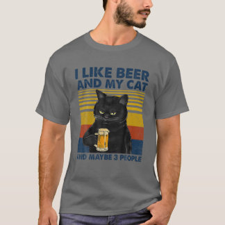 私は猫のビールが好きで、3人もおもしろい猫が好き Tシャツ