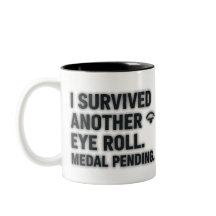 私は生き延びまた目を転が見る。メダル保留