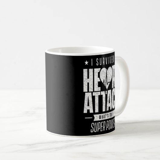 私は生き延びハート攻撃ハートの生存者である コーヒーマグカップ (正面右)