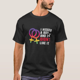 私は男の子にキスし、私はそれがレズビアンプライドが好きではなかった Tシャツ
