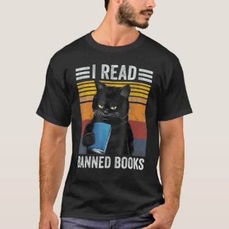 私は発禁本を読む猫 本の虫 読書 本を読む Tシャツ
