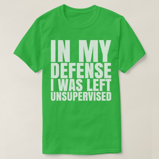 私は監視され離れていない白文字フード付きスウェットシャツ Tシャツ (デザイン正面)