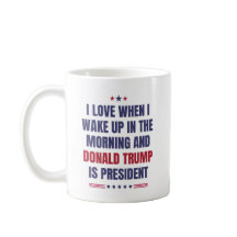 私は目を覚ますと大好き…トランプは大統領だ