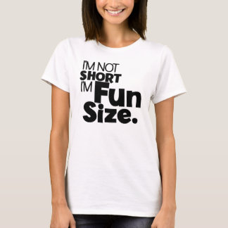 私は短くないです私ですおもしろいのサイズのおもしろいなTシャツ Tシャツ