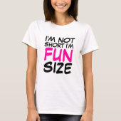 私は短くないです私ですおもしろいのサイズの女性Tシャツ Tシャツ (正面)