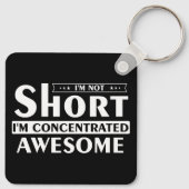 私は短くはない私は集中している素晴らし キーホルダー (裏面)