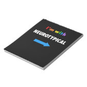 私は神経性自閉症おもしろいのTシャツを着ている ノートパッド (回転)