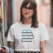 私は禁止された本を持っている Tシャツ