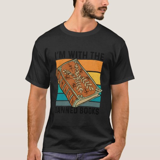私は禁止された読書読書世界のボーと一緒にいる Tシャツ (正面)