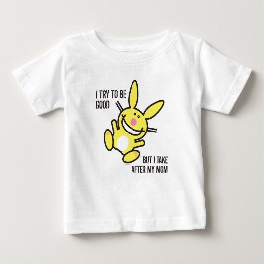 私は私のお母さんの後で取ります ベビーTシャツ (正面)