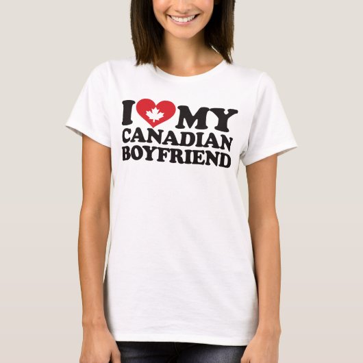 私は私のカナダのボーイフレンドを愛します Tシャツ (正面)
