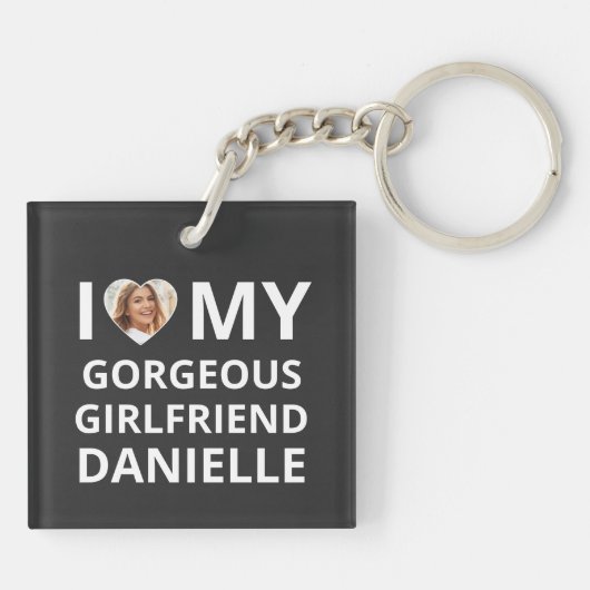 私は私のガールフレンドが大好き写真おもしろいハートK キーホルダー (裏面)