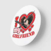 私は私のガールフレンドの写真パーソナライズされた文字が大好き ラウンド壁時計 (傾斜)