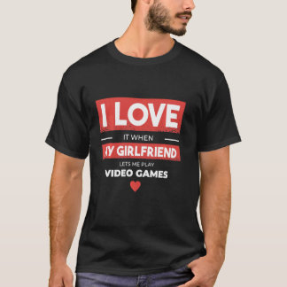 私は私のガールフレンドを愛し遊てビデオゲーム Tシャツ