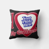 私は私のガールフレンドを愛する写真赤いハートブラック クッション (裏面)