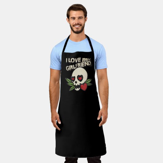 私は私のガールフレンドヴィンテージスカルハートカップルが大好き エプロン (着用した状態)