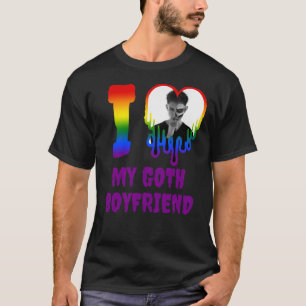 私は私のゴシックボーイボーイレインボーハート写真が大好き Tシャツ