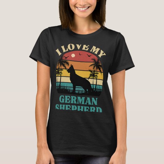 私は私のドイツの羊飼い犬が大好き可愛いドイツのシェフ Tシャツ (正面)