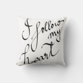 私は私のハートの書道の黒のモダンを後を追います クッション (正面)