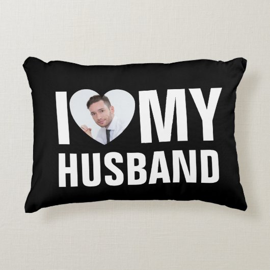 私は私のパートナーの写真カスタムハートと文字が大好き アクセントクッション (正面)
